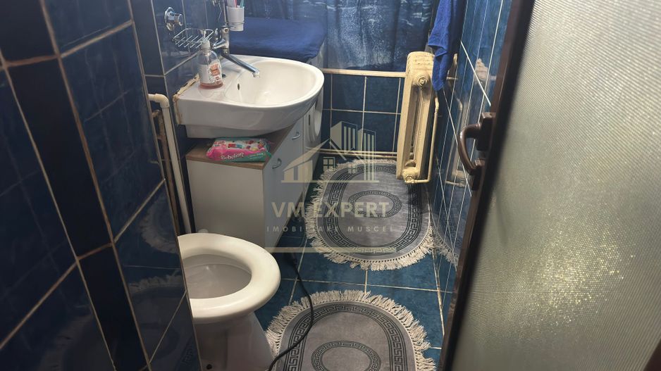 APARTAMENT 2 CAMERE, ETAJ 3, CAMPULUNG, ZONA VISOI - Poză 3