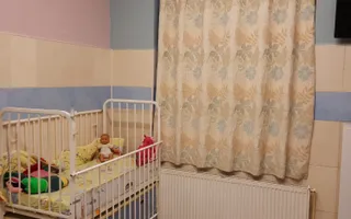 Proprietate versatilă, ideală pentru activități sociale, medicale sau - Poză 11
