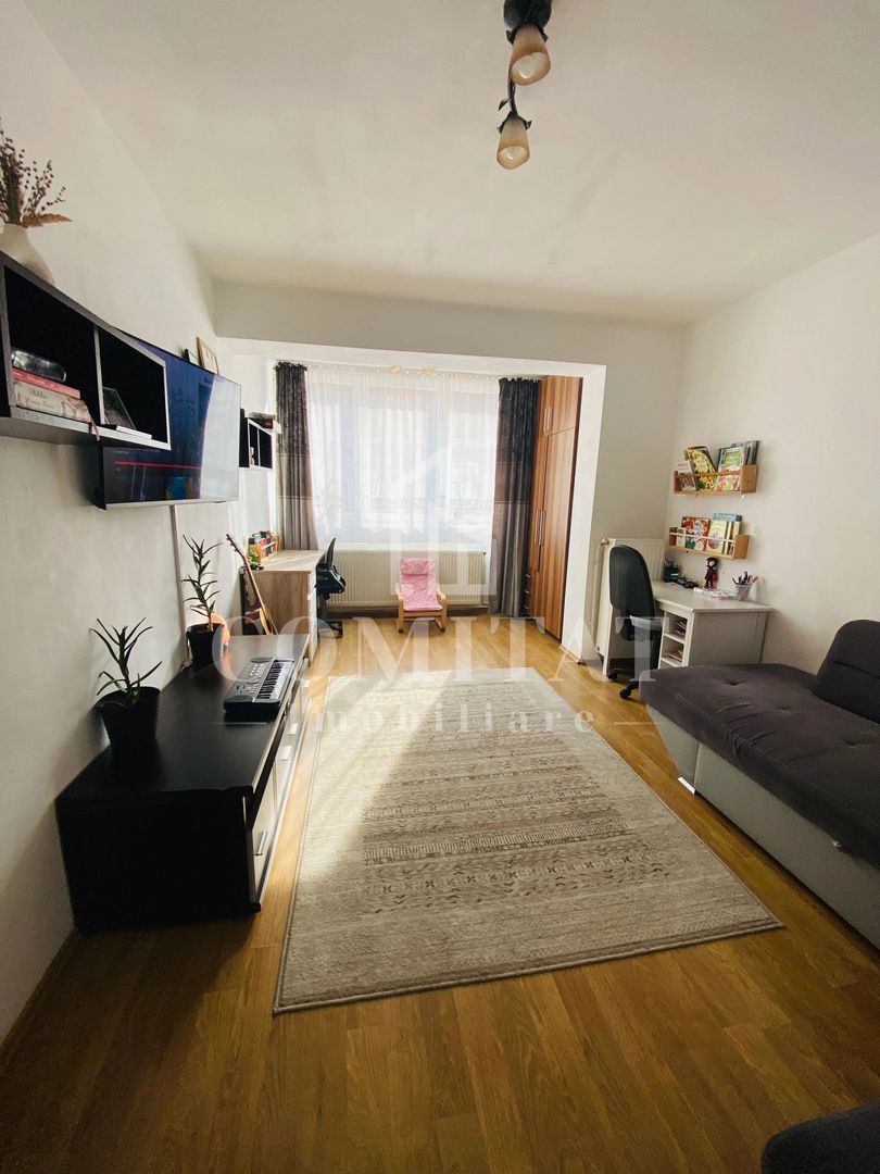 Apartament la etaj intermediar | Loc de parcare | Zona Str Eroilor - Poză 6