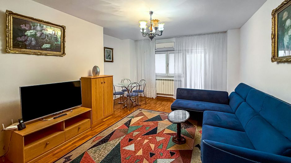 Unirii || 3 camere || 90 mp || Mobilat și utilat complet - Poză 1