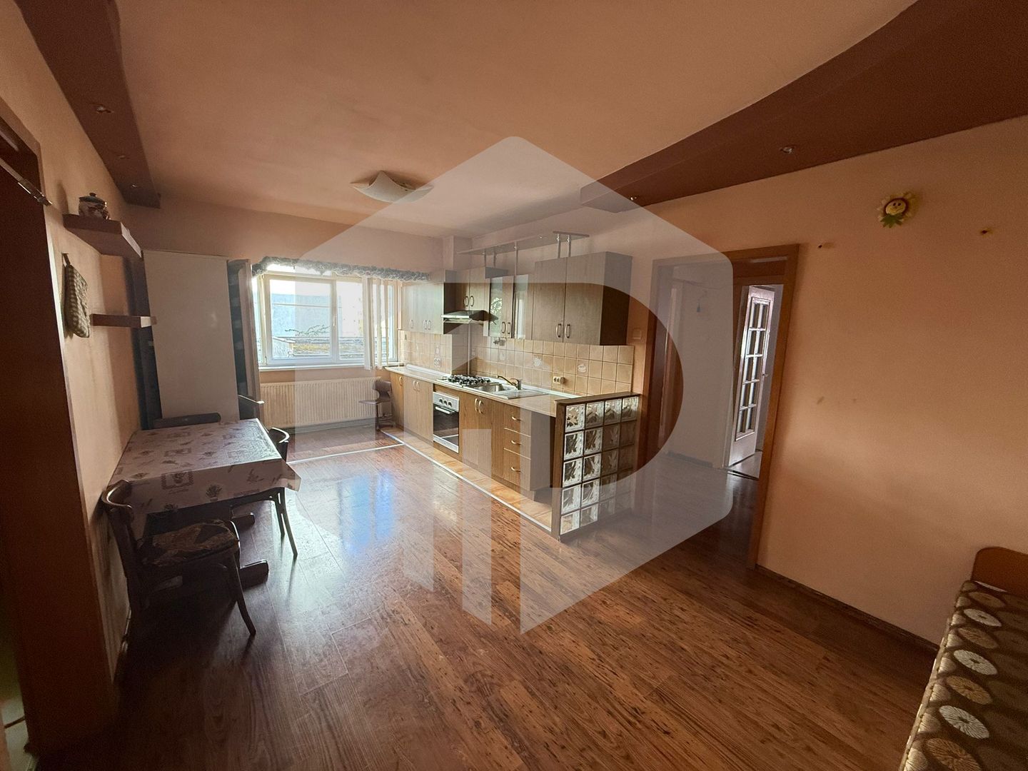 Apartament 4 Camere | Etaj 1 | Str. Iezer | De inchiriat - Poză 1