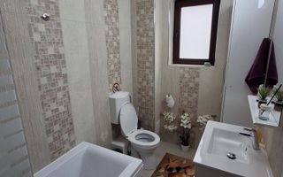 Casa rustica în zona superba Dambul Morii, Brasov - Poză 4