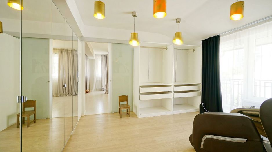 Ideal gradinita P+2, 8 cam, 6 dormt 6 bai, 3 garaje teren 650 mp, - Poză 21