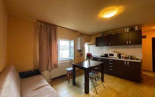 Apartament luminos cu 2 camere, la mansardă, în zonă căutată - Poză 9