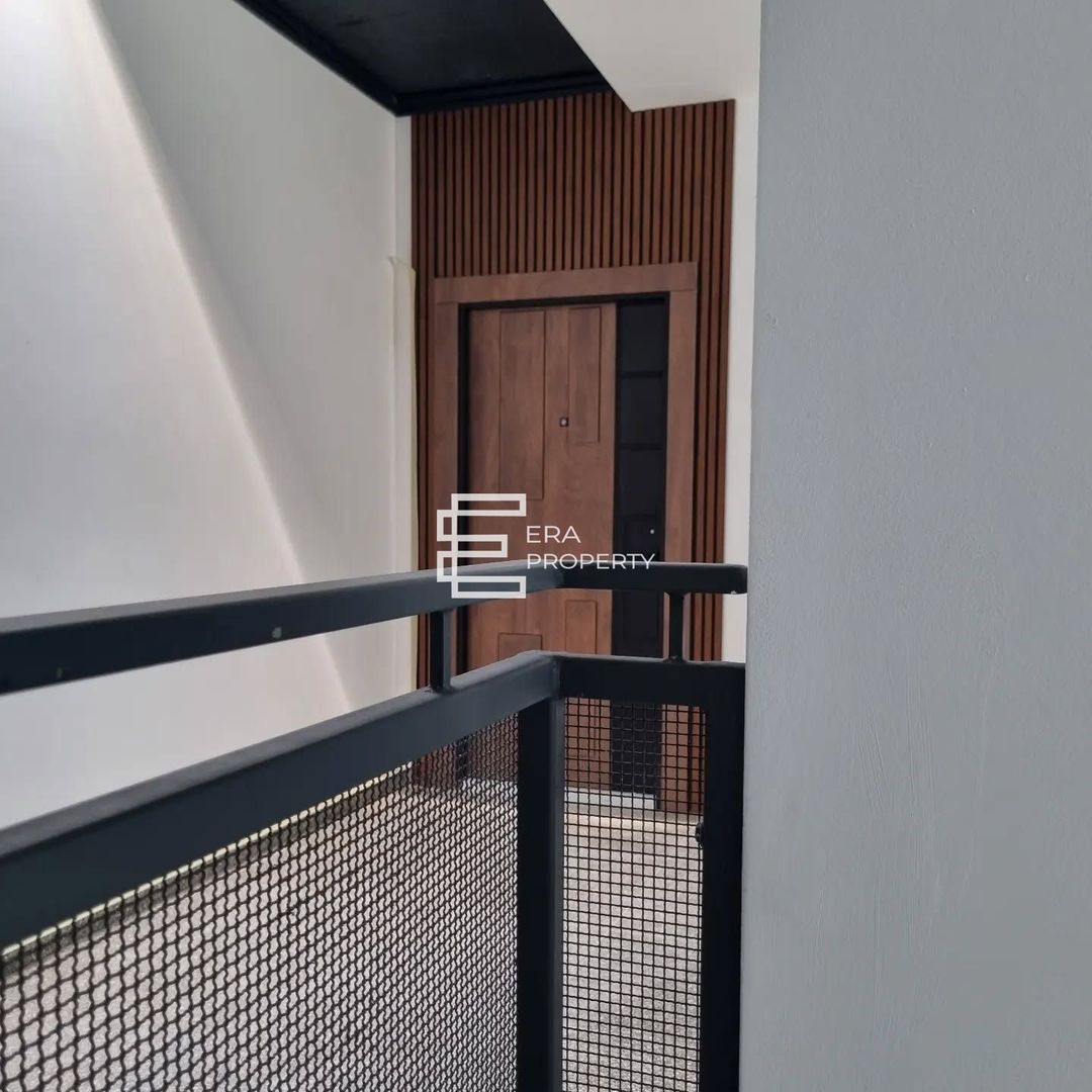 𝗨𝗥𝗕𝗔𝗡 𝟰𝟮 - Poză 4