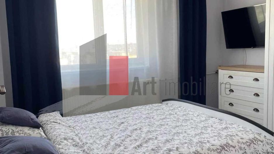 Inchiriez apartament 3 camere  si loc de parcare in zona Piata Gorjului - Poză 5