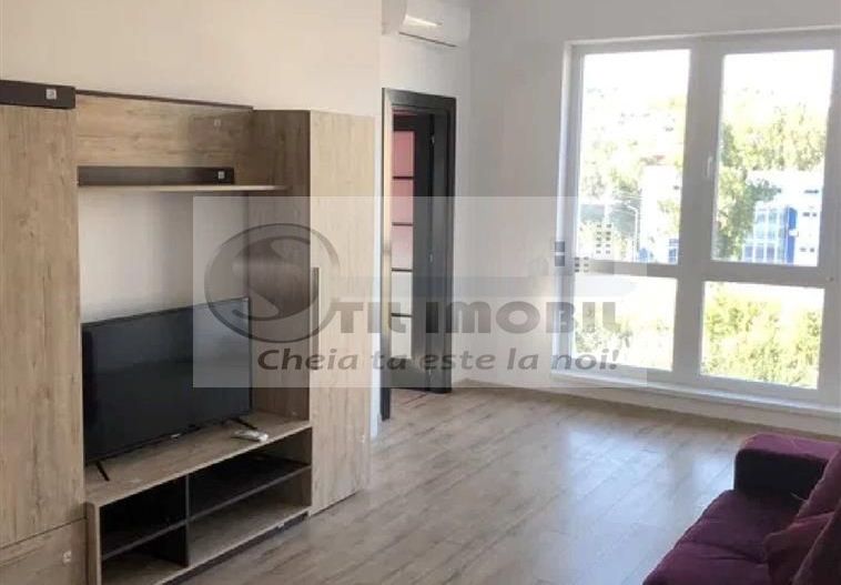 Inchiriez apartament Boheme Residence-loc parcare 350 Euro - Poză 1