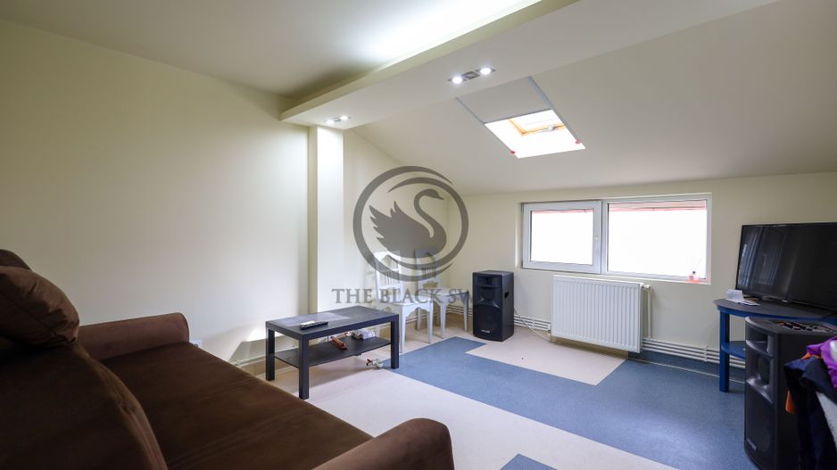 Casa de vanzare 12 camere | 2 constructii - Business, Rezidential | PH - Poză 11