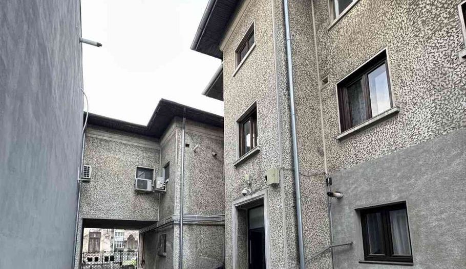 Apartament 3 camere, în vilă Ultracentral, etaj 1, Piano Nobile, curte. - Poză 6