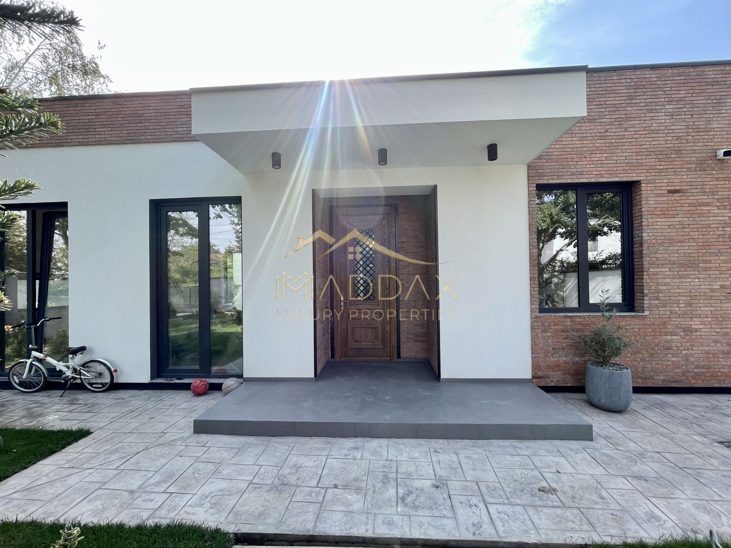 Vila cu 5 camere // * 565 mp gradina* // Tunari - Poză 50