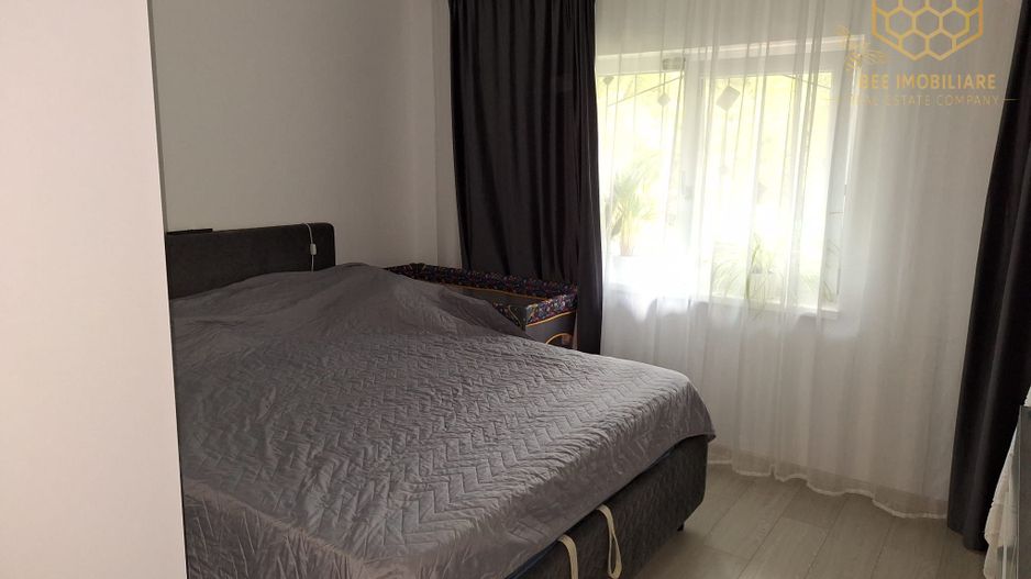 Apartament cu 3 camere in cartierul Rovine - Poză 5
