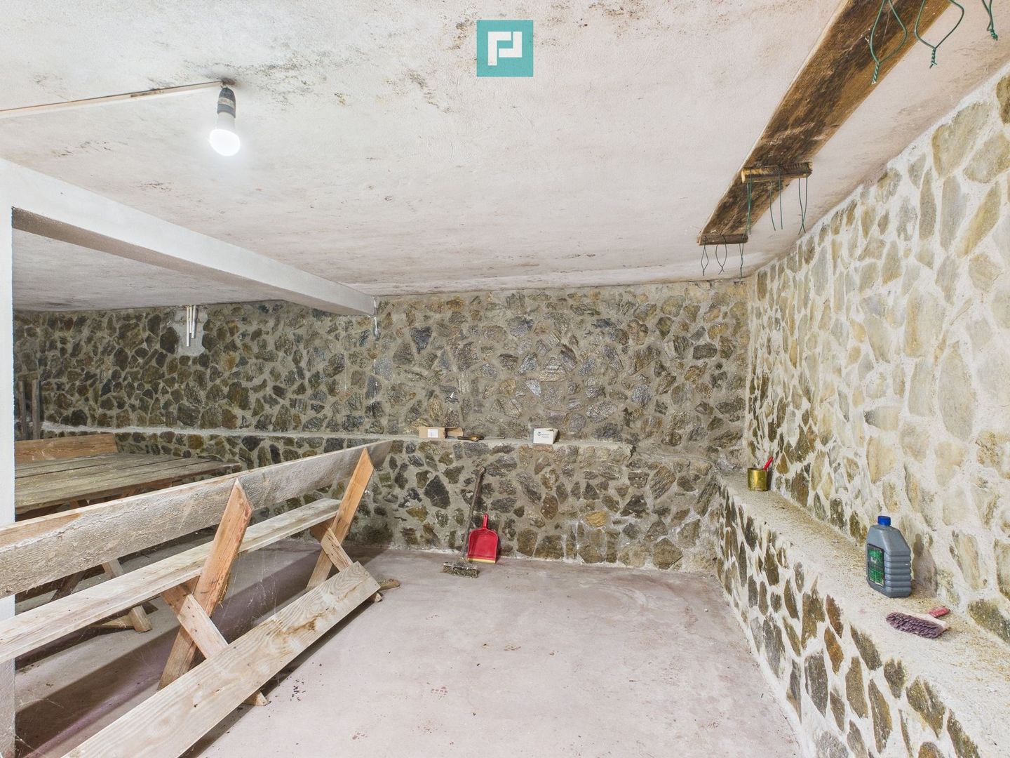 Teren 977 mp cu fundație și pivniță finalizată - Poză 9