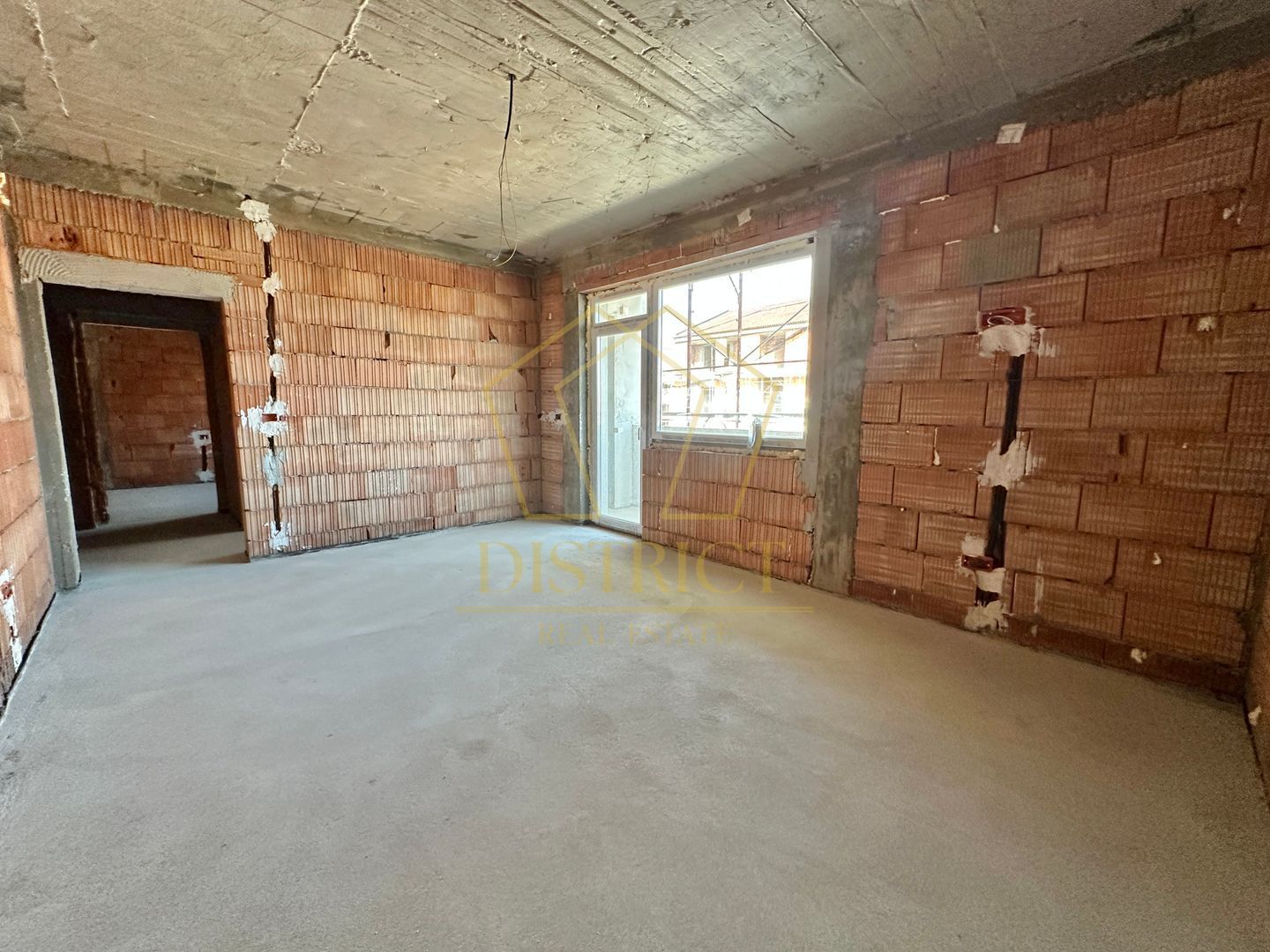 Apartament cu 2 camere si dressing decomandat la etajul 2in Giroc langa Hotel IQ - Poză 1