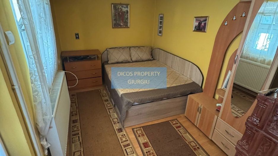 De Vânzare - Casă, Strada Griviței - Poză 7