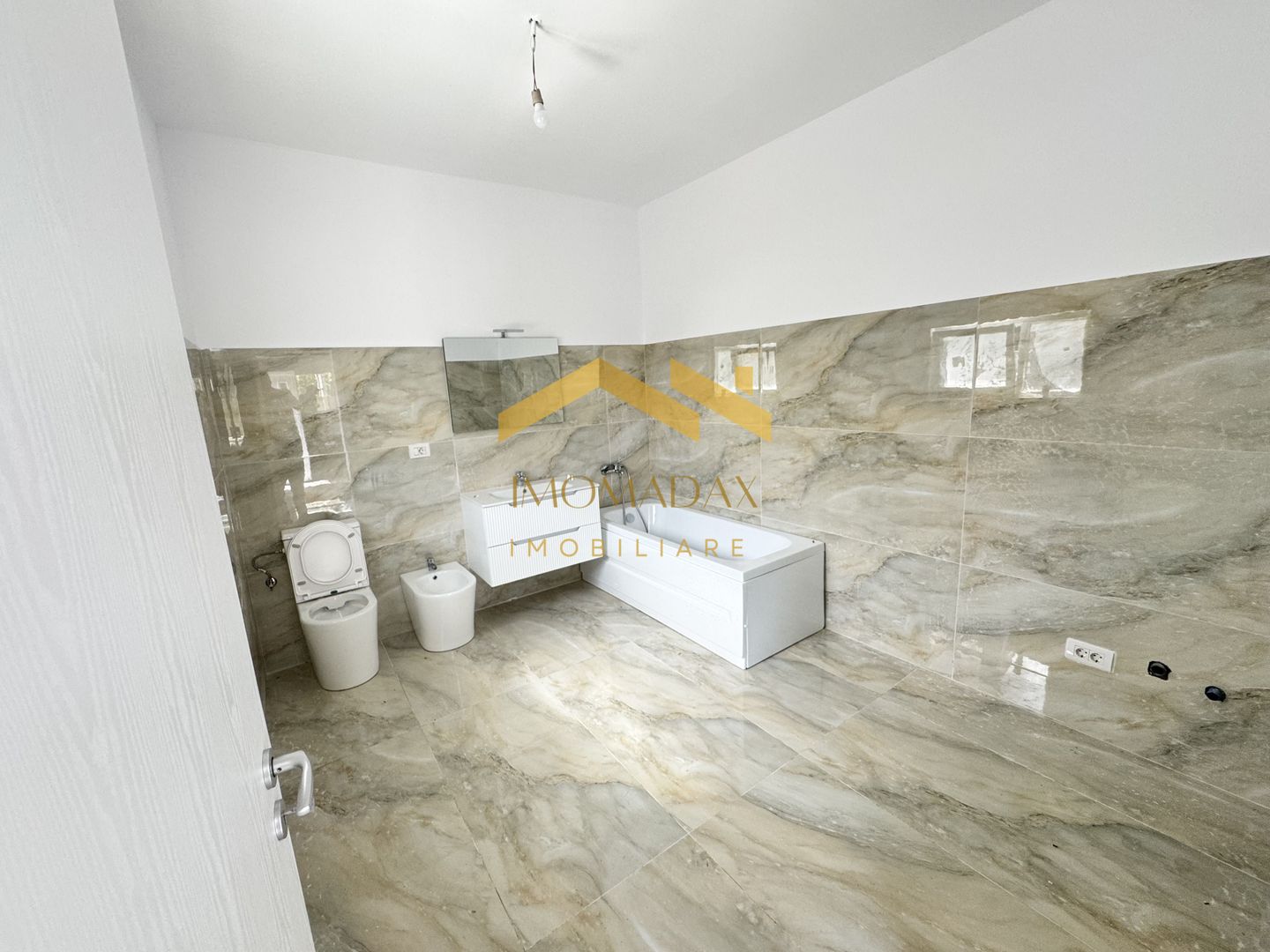 - Duplex -3 camere - 2 bai - - Poză 8