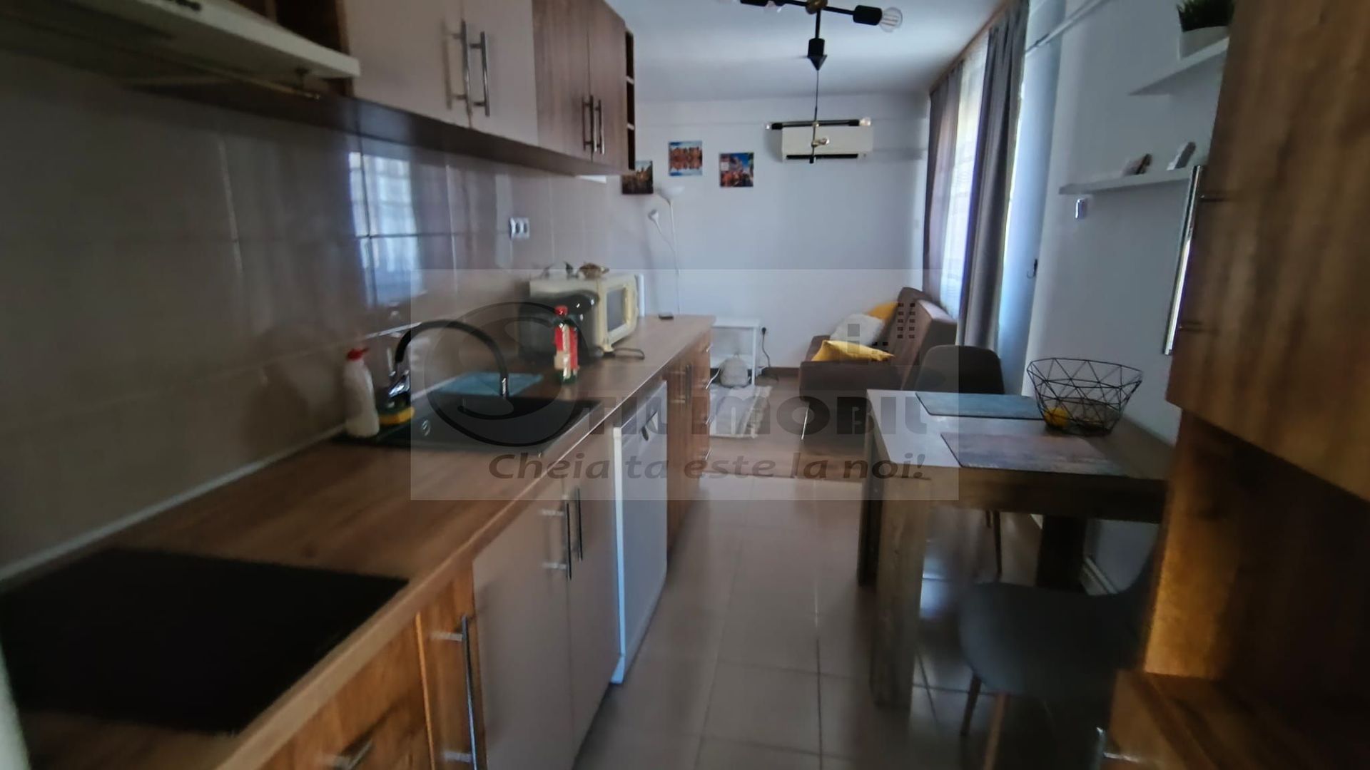 Apartament 3 camere central aproape de UMF-920 Euro, negociabil - Poză 6