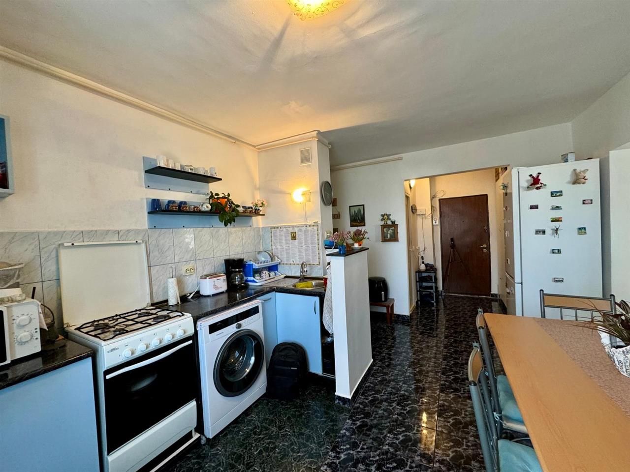 Decomandat, 2 bai, balcon, pivnita, Ungheni, Mures - Poză 8