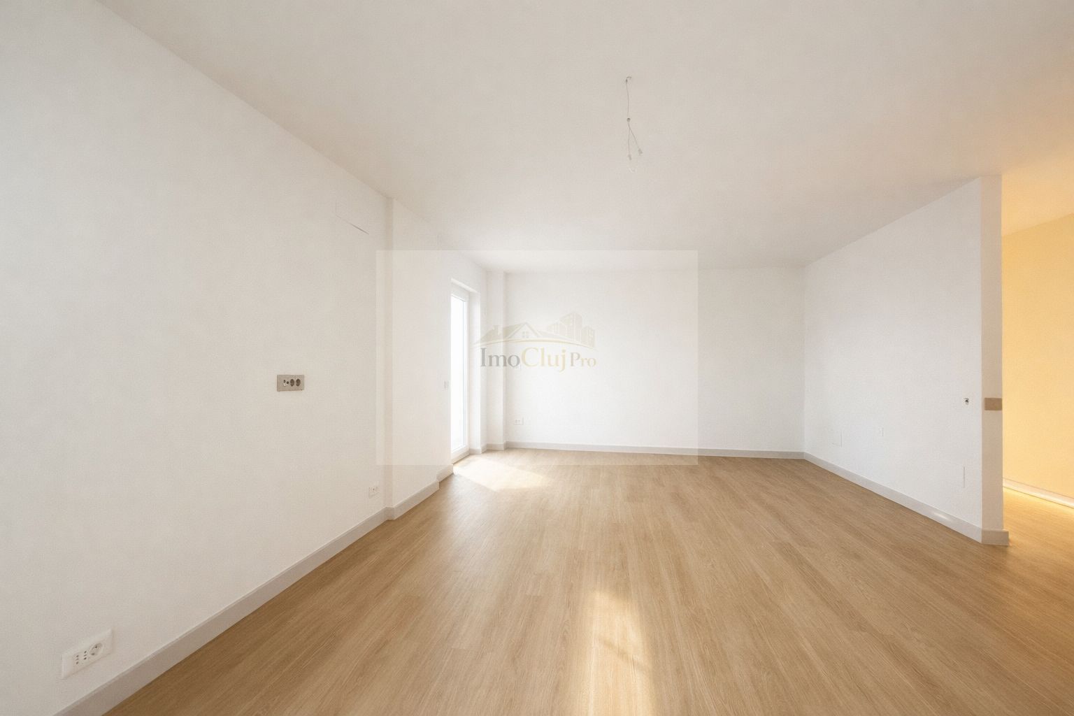 Vânzare 3 camere- 2 băi| 78,5 mp utili |Parcare| Elite Junior - Poză 2