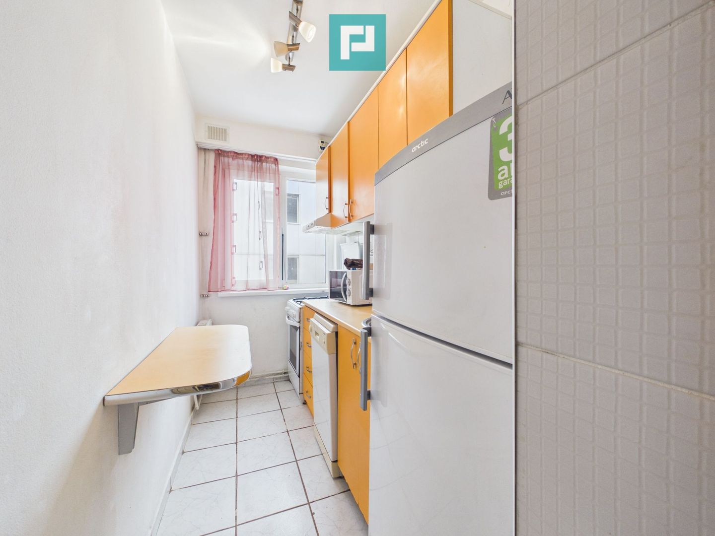 Apartament cu 3 camere în zona Spitalul Județean - Poză 7