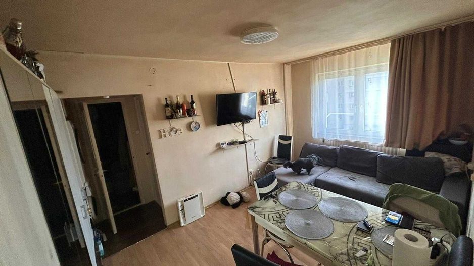 BRASADAS vinde ap 3 cam etaj 4/4 in Micro 14. - Poză 1