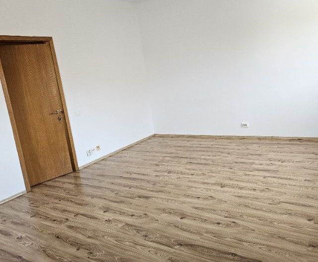 Vila Super ocazie Berceni Supermarket Mamina - Poză 5