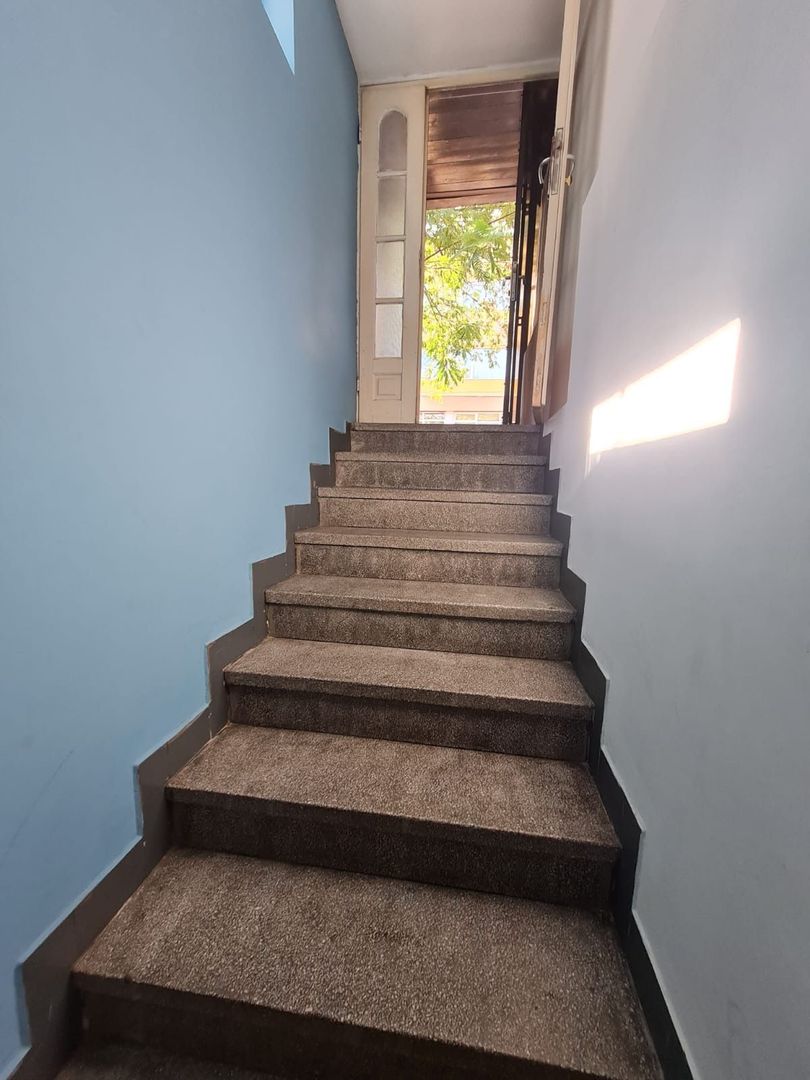 Apartament open-space pretabil pentru birou sau de locuit - Poză 5