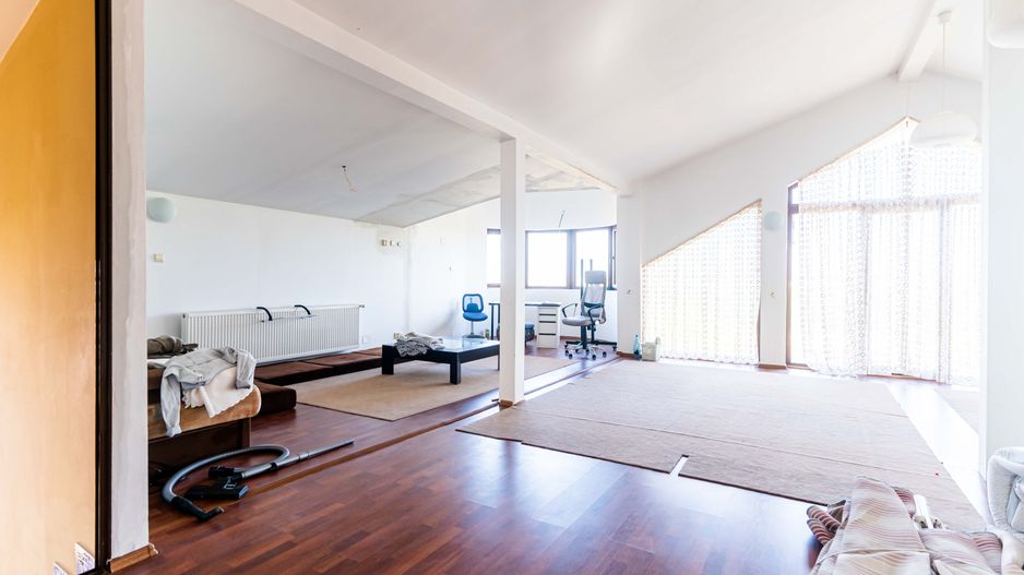 Casă / Vilă cu 6 camere de vânzare în Balotesti - Poză 25