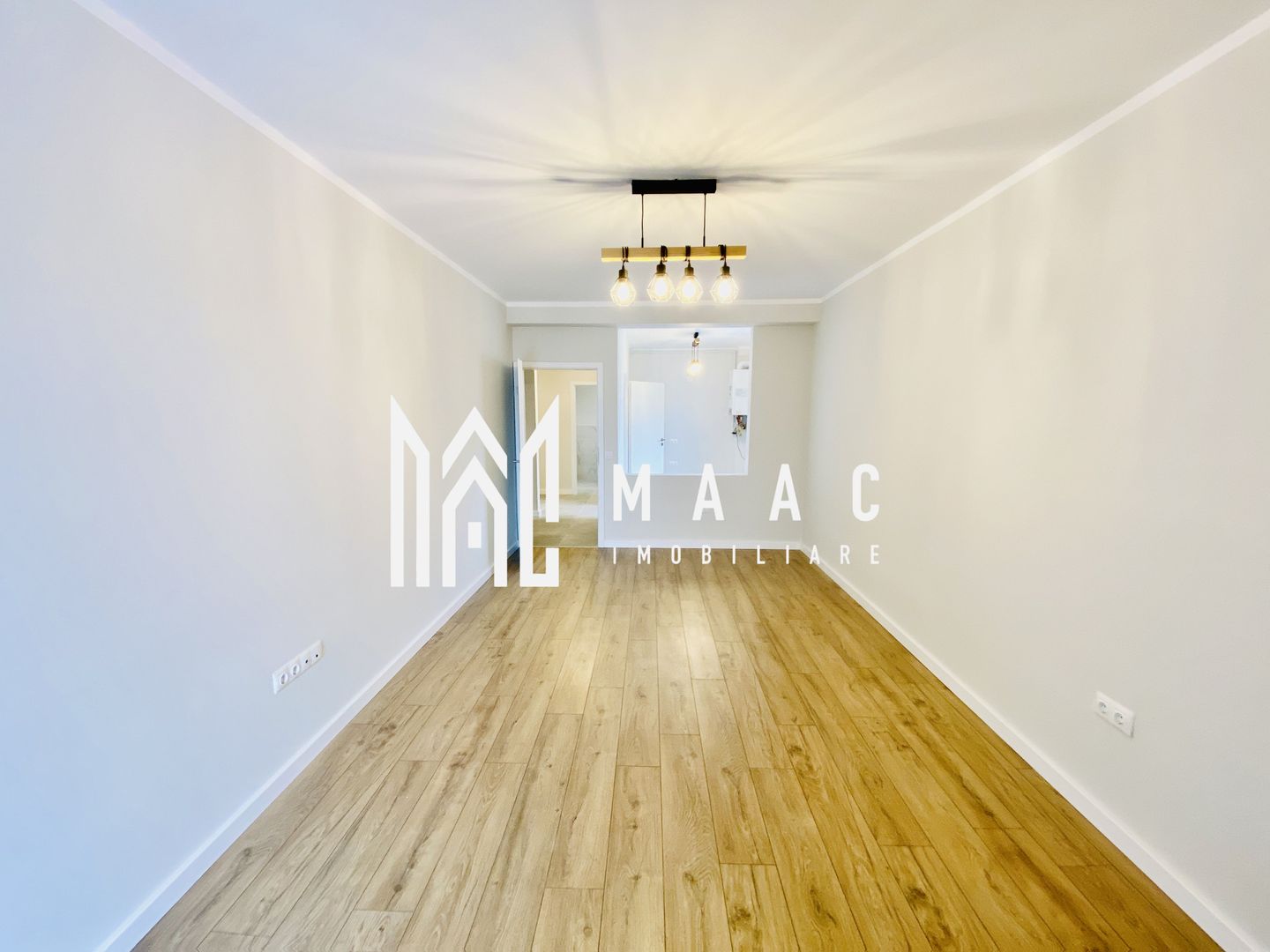 Apartament 3 camere | La Cheie | Balcon | Parcare | 75 MPU - Poză 13