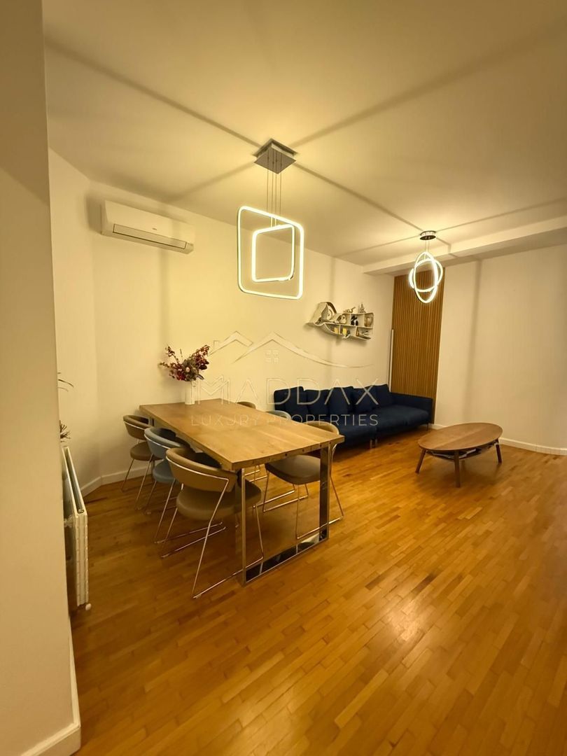Apartament 4 camere*Vilă Dorobanți/ Curte superba/ Spațios - Poză 2