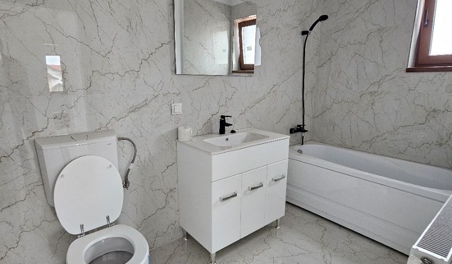 Casă Independentă curte Generoasă și Liniște finisaje de calitate - Poză 5