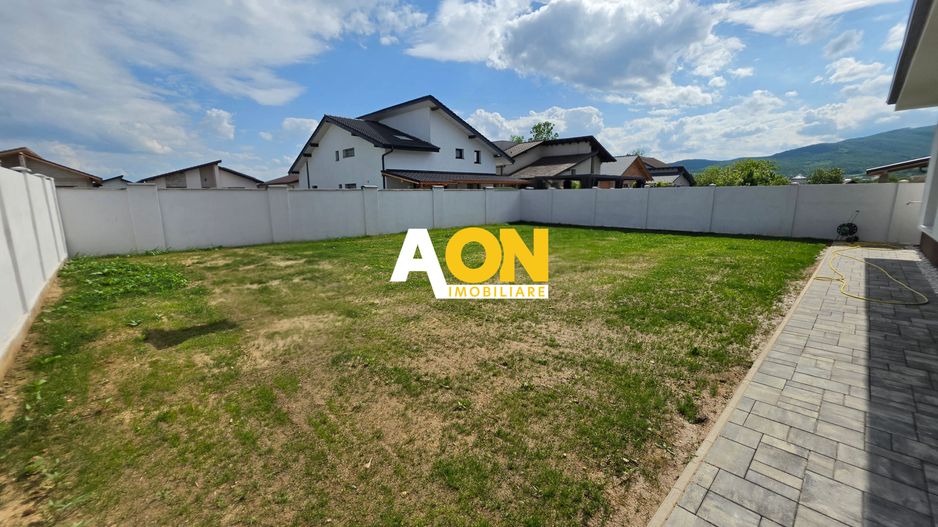 Casă Individuală de Vânzare, 4 Camere, 500mp Teren, Zona Alba Micești - Poză 5