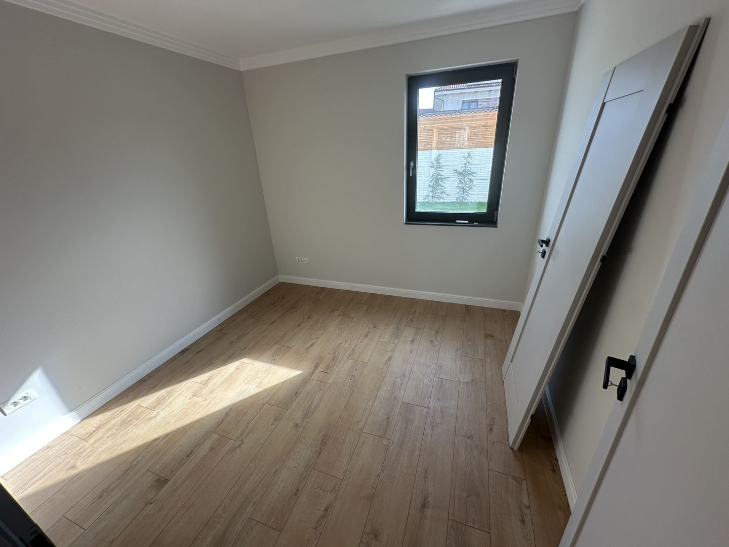 CASA INDIVIDUALA - Poză 11