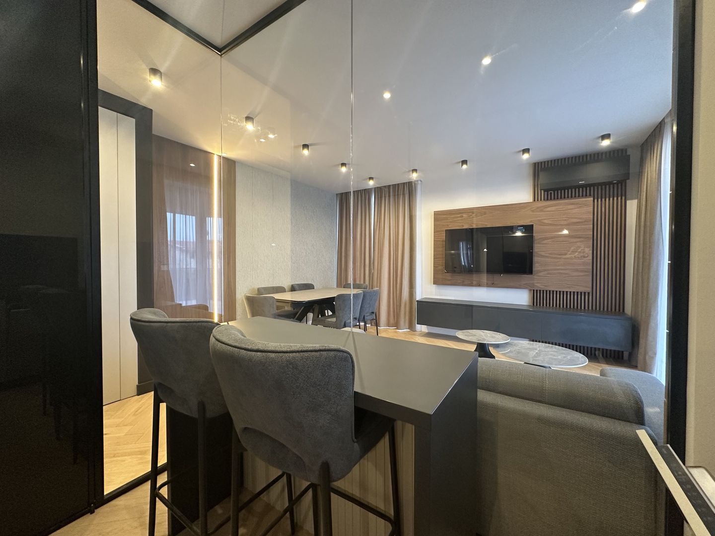 PIPERA - Iancu Nicolae | 2 Camere Lux - 2 Bai | Piscina + Parcare - Poză 6