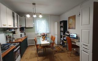 Apartament cu 2 camere modernizat de vânzare în Târgu Mureș - Poză 2