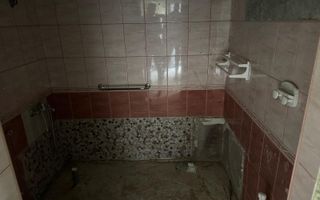 114.000 Euro- casa 3 dormitoare, 2 grupuri sanitare, zona Arcasilor - Poză 9