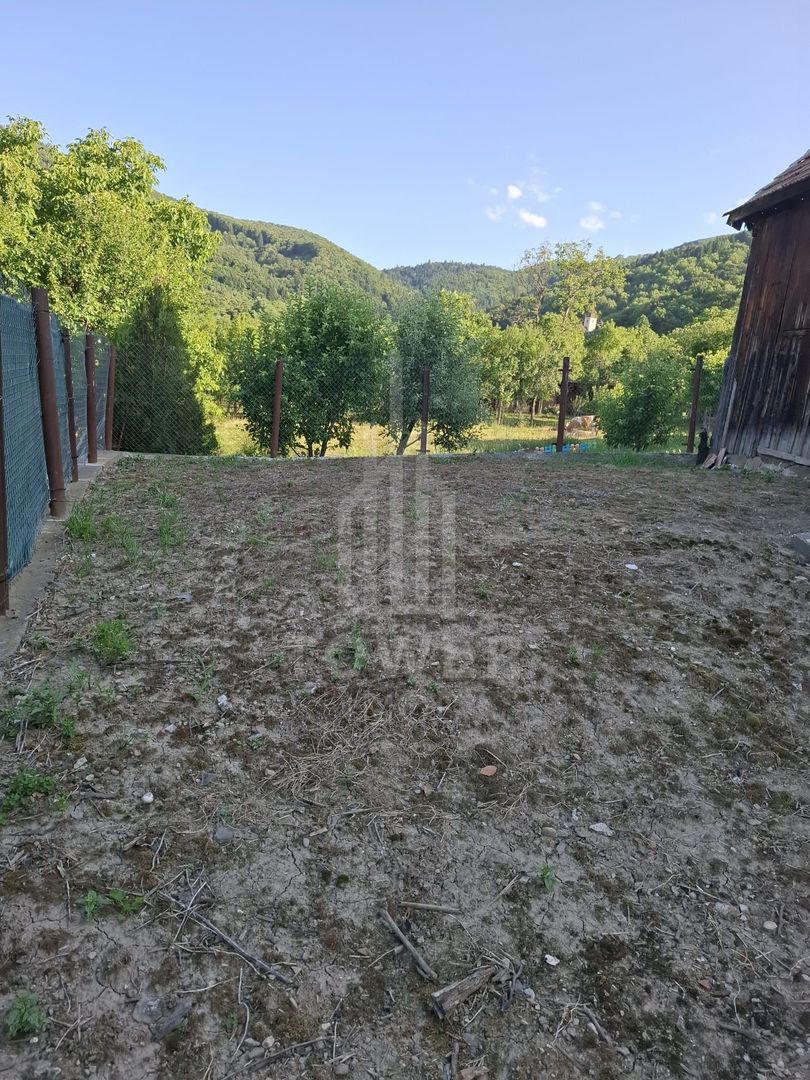 Casă tradițională de vânzare în Fântânele- vedere superba spre munti - Poză 15