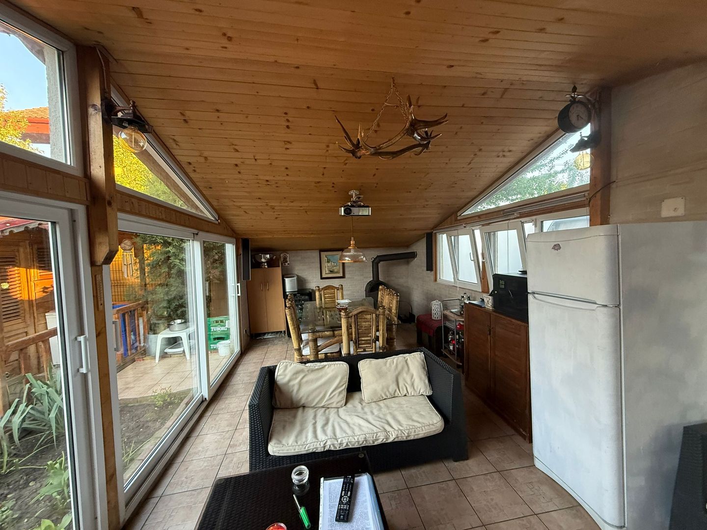 Casa de vanzare si teren 1360mp in Viile Noi Constanta - Poză 24