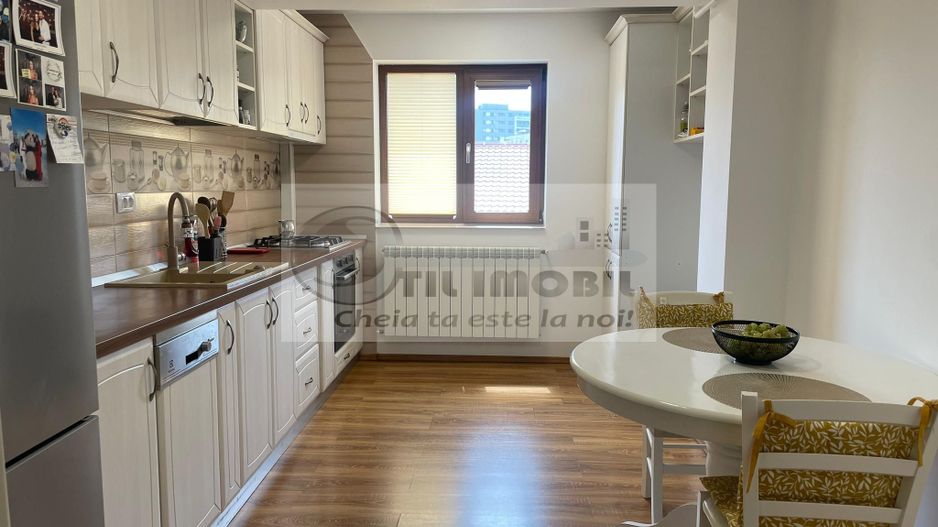Apartament tip Penthouse zona Cug 130 mp - Poză 13