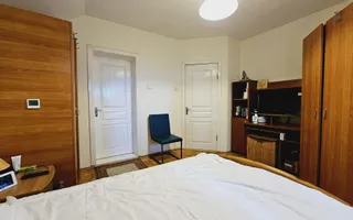 Casa individuala | Pensiune | 550 mp | 1100 mp teren | Cetate - Poză 15