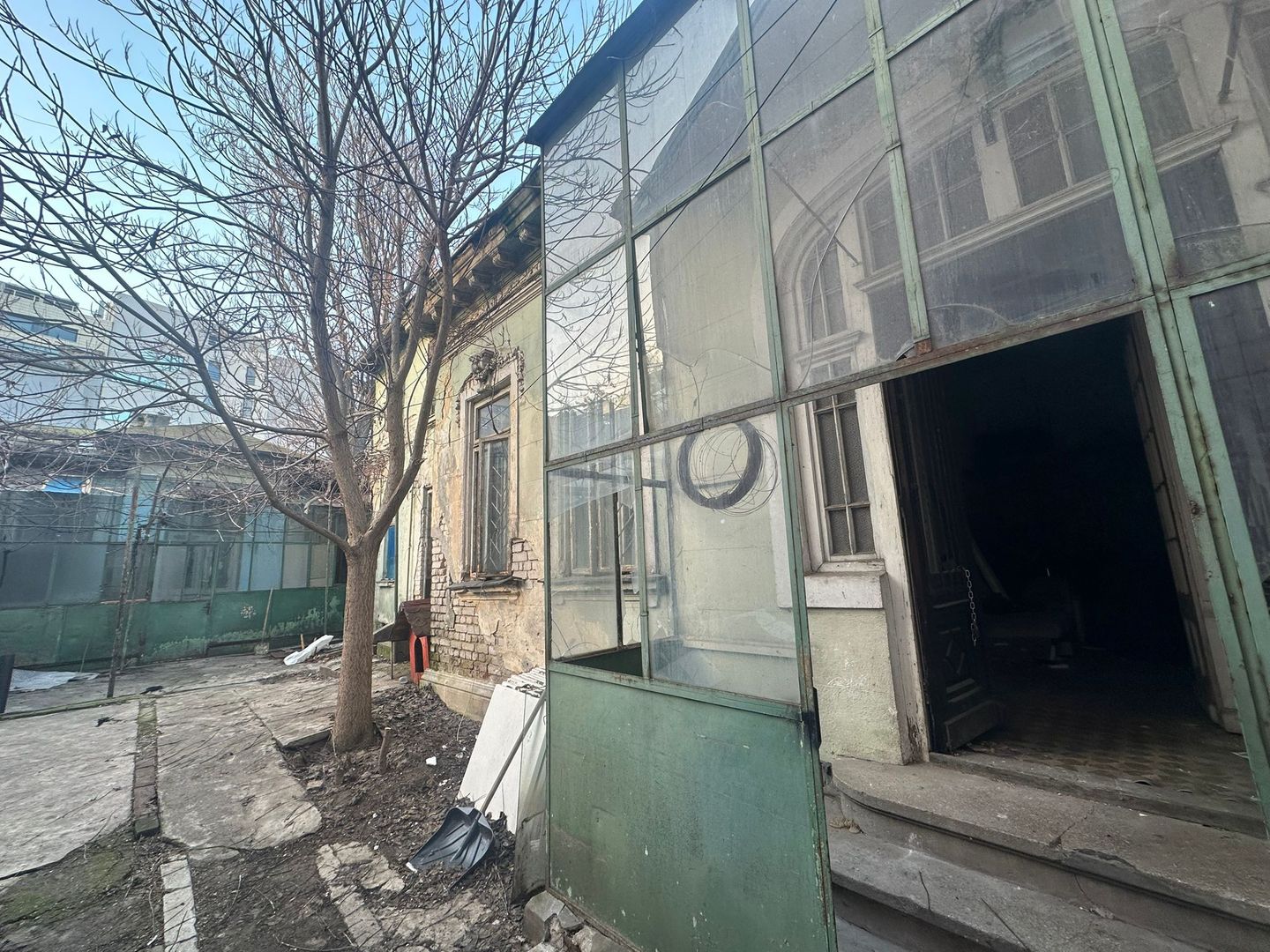 Armeneasca | Casa Individuala 303 mp teren - Poză 3