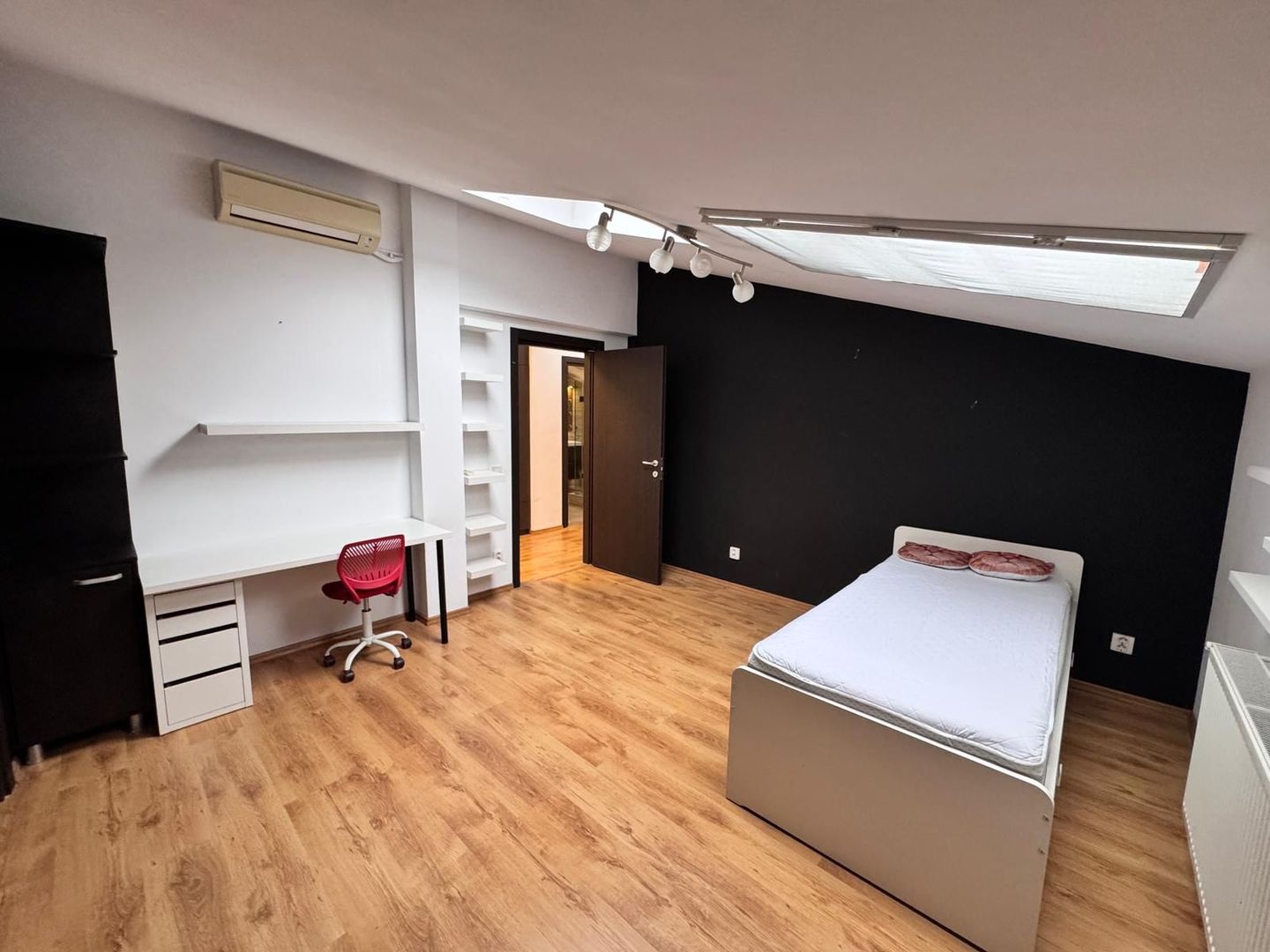 AP. 4 CAMERE TIP DUPLEX, MUTARE IMEDIATA, PARCARE INCLUSA,COMISION 0% - Poză 4