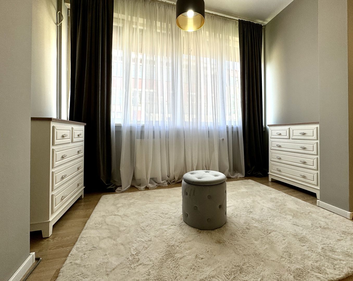 Apartament cu 4 camere, elegant si modern, in zona Centrala- Tender - Poză 15