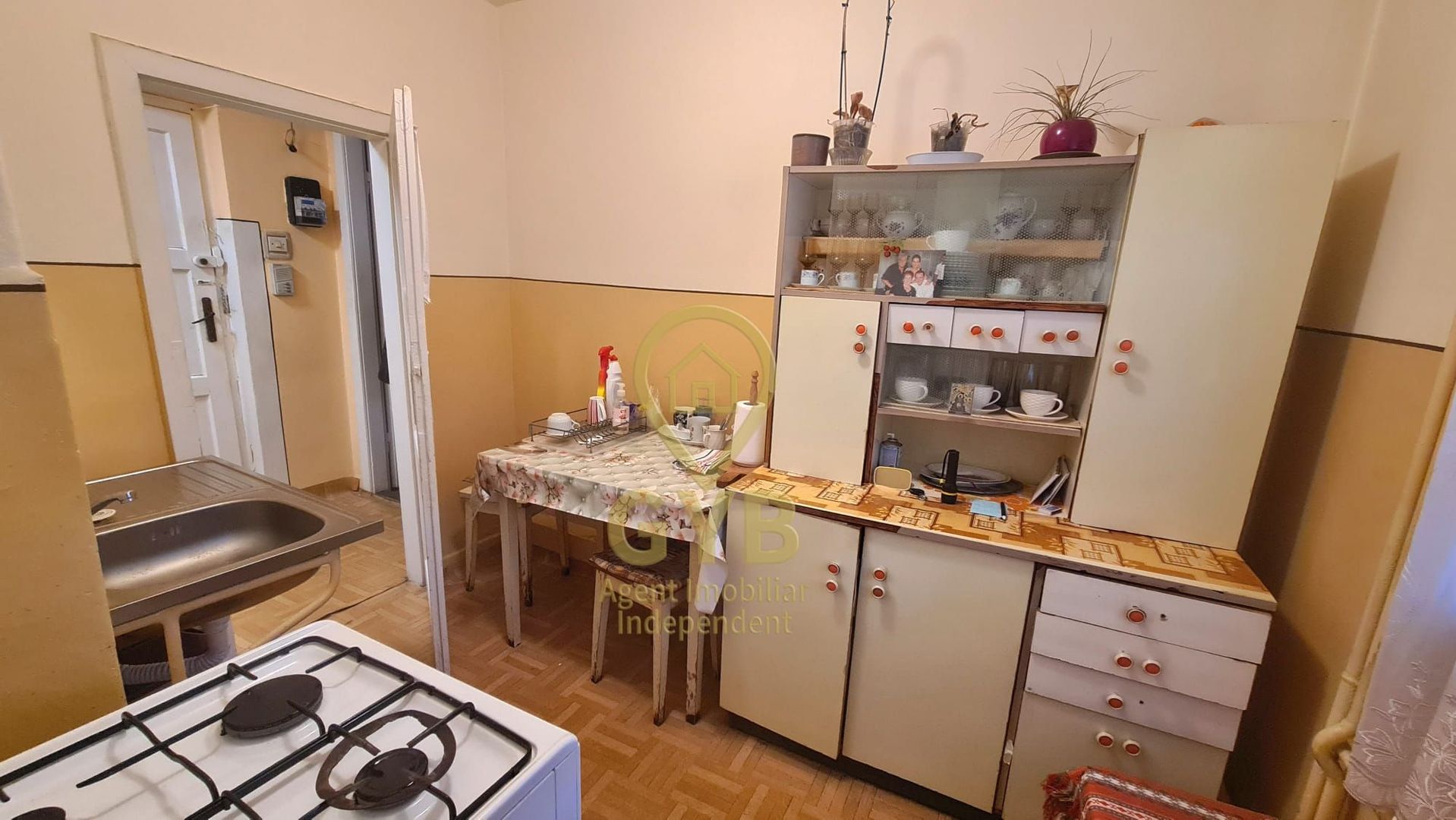 Apartament 2 camere, parter, zonă centrală in spate la Billa - Poză 7