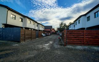 Vila tip duplex S+P+E cartier IZVOR Tarlungeni semimobilata179000 euro - Poză 36