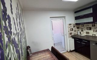 Apartament 3 camere, decomandat -Rovine - Poză 4