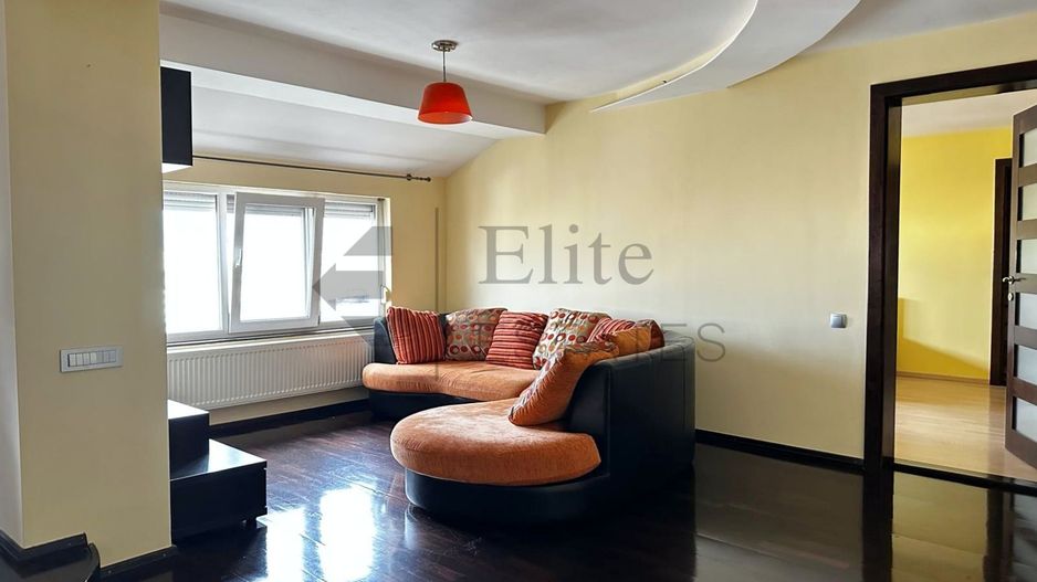 Apartament de vanzare cu 4 camere in zona Decebal - Poză 4