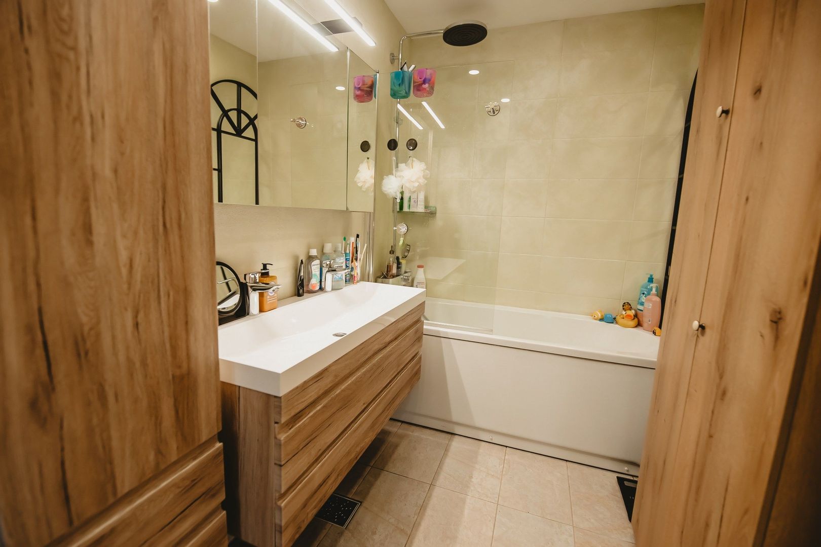 Apartament la Cheie cu parcare Subterana Buna ZIua - Poză 8