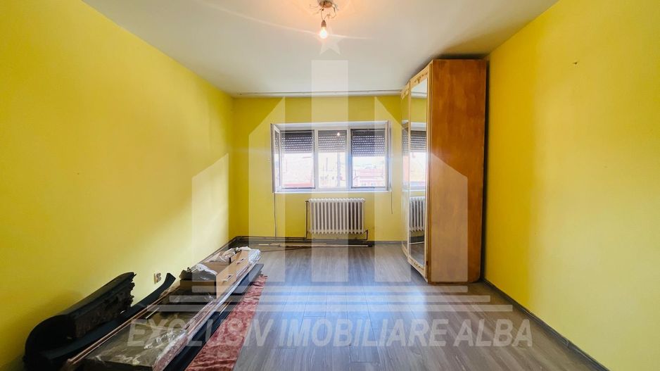 Apartament cu 2 camere decomandate la etajul 1, Santimbru - Poză 2