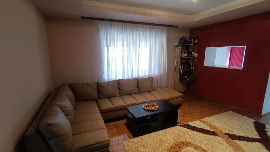 Casa cu 3 camere, 150 mpu, mobilata, utilata, garaj, curte, Ampoita - Poză 10