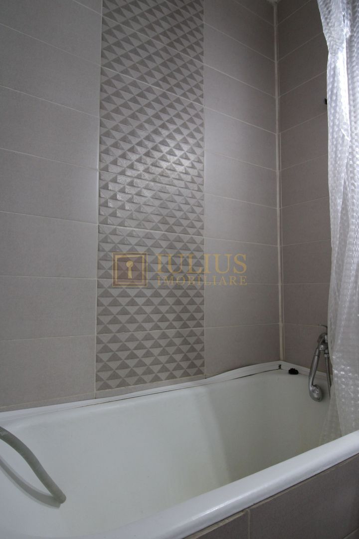 Medicina - Iulius Mall, dormitor cu pat matrimonial. - Poză 11